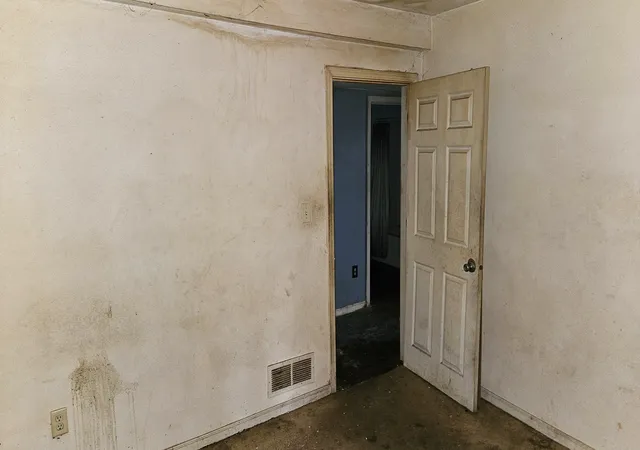 Photo 6 of Single family home for sale at 514 South Ave, Rockford, IL 61109 | MLS# 12794595 | Listing updated on 2026-10-27