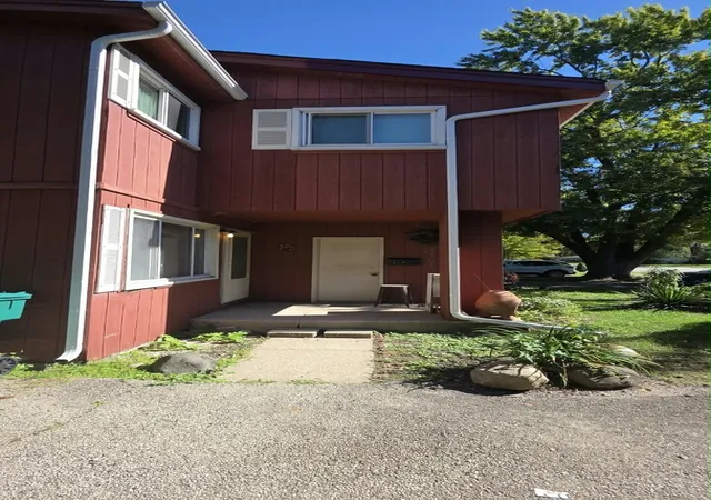 Photo 2 of Multi family home for sale at 83 Bradford Rd, Joliet, IL 60433 | MLS# 12794600 | Listing updated on 2026-10-27