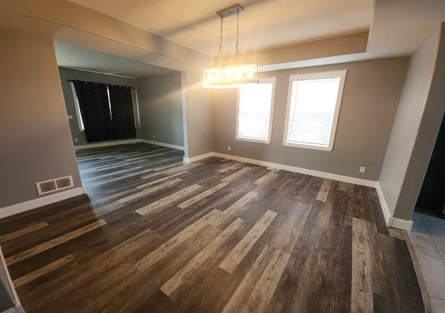Photo 4 of Single family home for sale at 6838 Tupelo Rd, Loves Park, IL 61111 | MLS# 12794626 | Listing updated on 2026-10-26