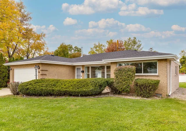 Photo 1 of Single family home for sale at 4116 Grant St, Oak Lawn, IL 60453 | MLS# 12794639 | Listing updated on 2026-10-29
