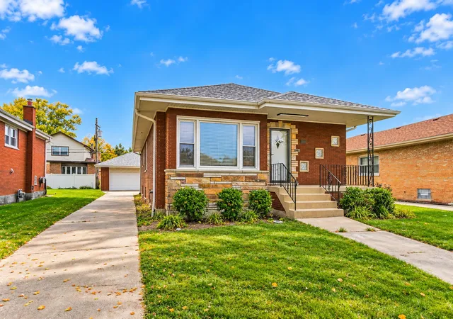 Photo 1 of Single family home for sale at 10118 S Karlov Ave, Oak Lawn, IL 60453 | MLS# 12794682 | Listing updated on 2026-10-29