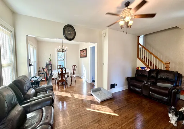Photo 4 of Single family home for sale at 515 N Prairie Ave, Joliet, IL 60435 | MLS# 12794684 | Listing updated on 2026-10-26