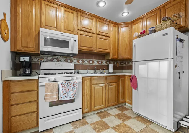 Photo 4 of Single family home for sale at 4486 S Bend Rd, Rockford, IL 61109 | MLS# 12794701 | Listing updated on 2026-10-27