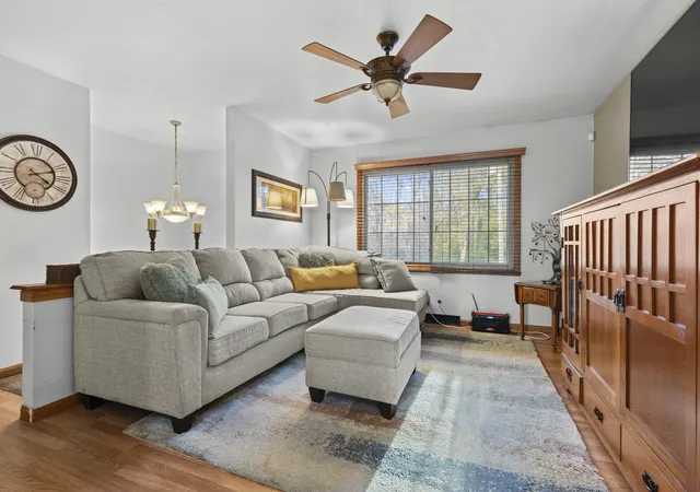 Photo 2 of Single family home for sale at 4486 S Bend Rd, Rockford, IL 61109 | MLS# 12794701 | Listing updated on 2026-10-27