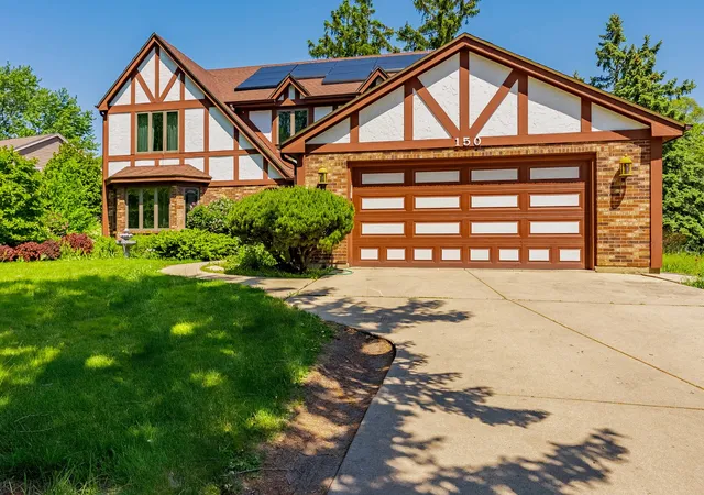 Photo 3 of Single family home for sale at 150 Shady Ln, Bartlett, IL 60103 | MLS# 12794715 | Listing updated on 2026-10-26