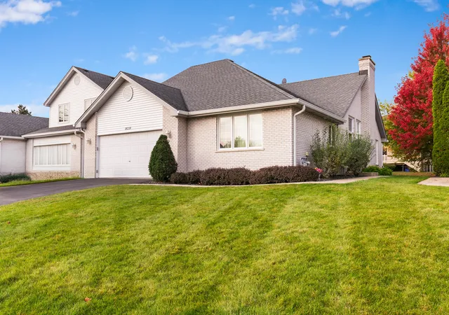 Townhouse for sale at 18218 Pheasant Lake Dr, Tinley Park, IL 60487 | MLS# 12794723