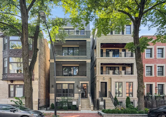 Condo for sale at 1938 N Mohawk St #3, Chicago, IL 60614 | MLS# 12794725