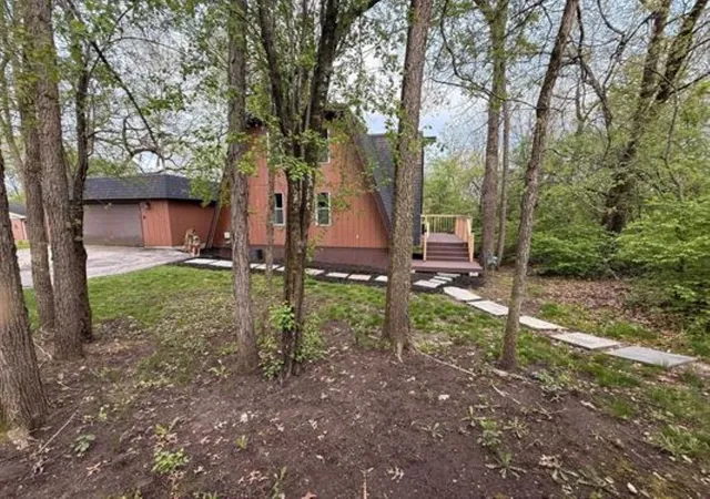 Photo 2 of Single family home for sale at 6280 White Buck Trl, Rockford, IL 61102 | MLS# 12794743 | Listing updated on 2026-10-27