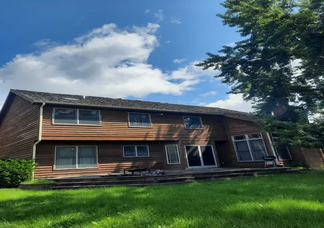 Photo 2 of Single family home for sale at 417 Signal Ln, Grayslake, IL 60030 | MLS# 12794771 | Listing updated on 2026-10-27