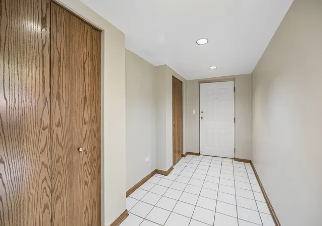 Photo 2 of Condo for sale at 6612 Martin France Cir #2D, Tinley Park, IL 60477 | MLS# 12794776 | Listing updated on 2026-10-28