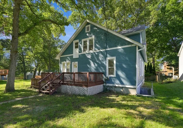 Photo 1 of Single family home for sale at 4823 S Little Dr, Mc Henry, IL 60051 | MLS# 12794787 | Listing updated on 2026-10-29