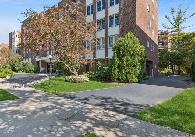 Photo 1 of Condo for sale at 2025 Sherman Ave #201, Evanston, IL 60201 | MLS# 12794819 | Listing updated on 2026-10-27