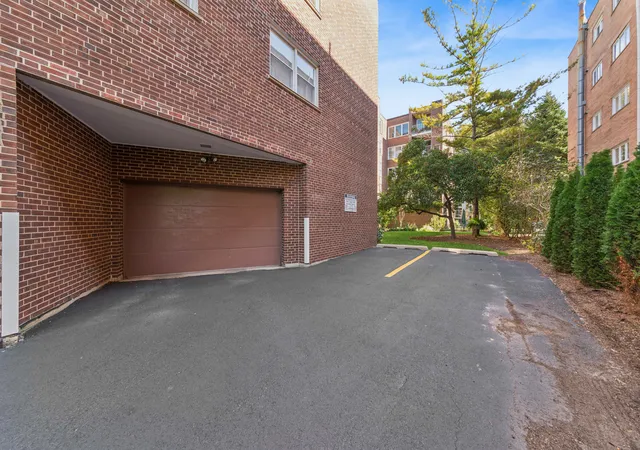 Photo 20 of Condo for sale at 2025 Sherman Ave #201, Evanston, IL 60201 | MLS# 12794819 | Listing updated on 2026-10-27