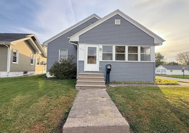 Single family home for sale at 1857 42nd Street, Rock Island, IL 61201 | MLS# 12794850