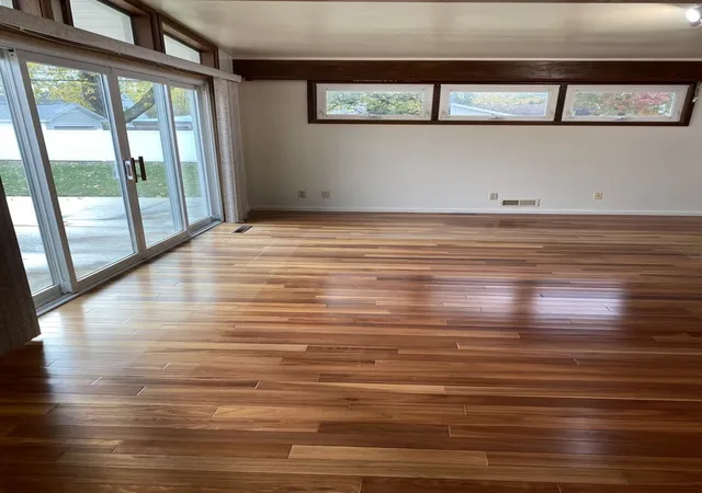 Photo 4 of Single family home for sale at 1109 S Westlawn Ave, Champaign, IL 61821 | MLS# 12794853 | Listing updated on 2026-10-27
