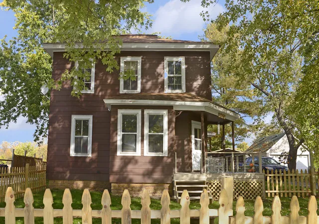 Photo 1 of Single family home for sale at 165 W Lincoln St, Seneca, IL 61360 | MLS# 12794862 | Listing updated on 2026-10-28