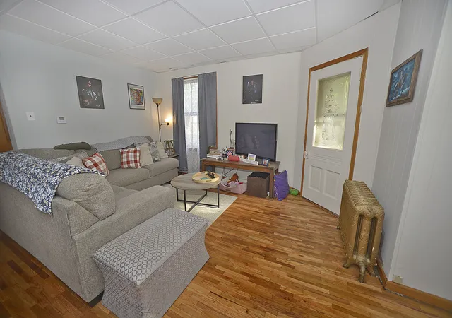 Photo 4 of Single family home for sale at 165 W Lincoln St, Seneca, IL 61360 | MLS# 12794862 | Listing updated on 2026-10-28