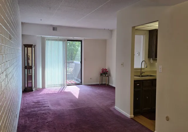 Photo 2 of Condo for sale at 1504 Woodbridge Rd #2B, Joliet, IL 60436 | MLS# 12794865 | Listing updated on 2026-10-28