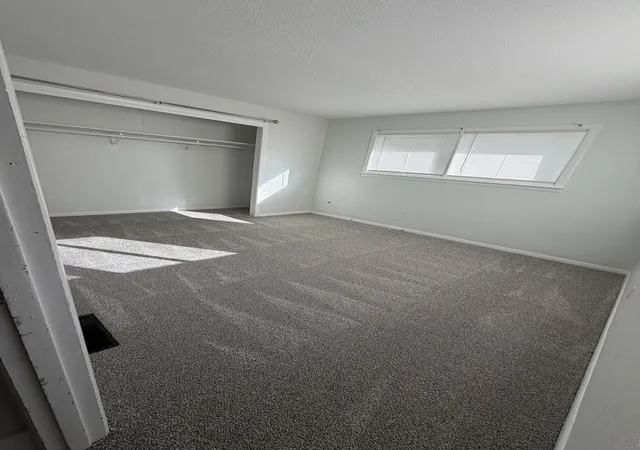 Photo 4 of Single family home for sale at 1165 E Cleveland Ave, Decatur, IL 62521 | MLS# 12794877 | Listing updated on 2026-10-29