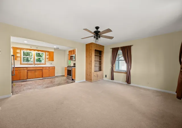 Photo 3 of Single family home for sale at 241 N Somonauk Rd, Cortland, IL 60112 | MLS# 12794897 | Listing updated on 2026-10-28