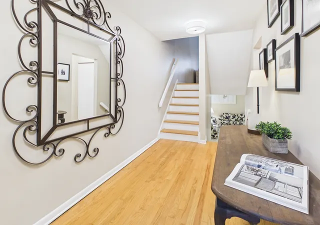 Photo 4 of Townhouse for sale at 19w224 Old Tavern Rd W, Oak Brook, IL 60523 | MLS# 12794911 | Listing updated on 2026-10-28