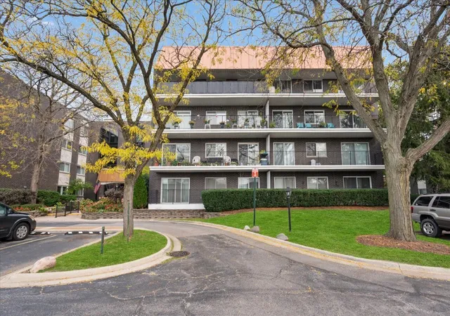 Photo 2 of Condo for sale at 9529 Bronx Pl #218, Skokie, IL 60077 | MLS# 12794929 | Listing updated on 2026-10-28