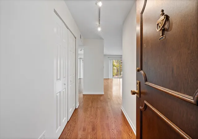 Photo 4 of Condo for sale at 9529 Bronx Pl #218, Skokie, IL 60077 | MLS# 12794929 | Listing updated on 2026-10-28