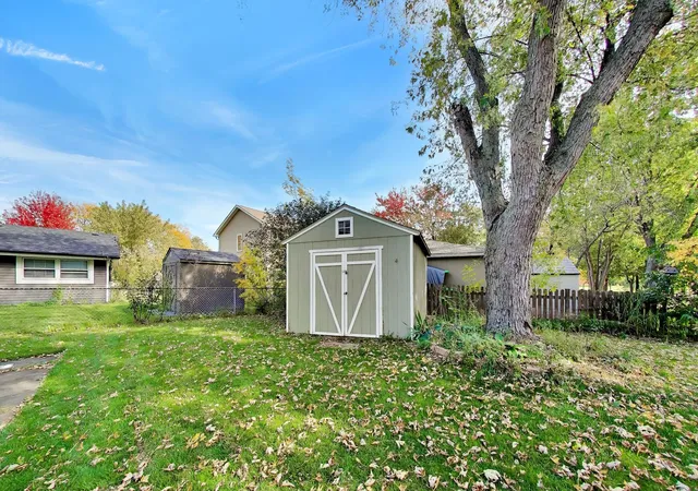Photo 35 of Single family home for sale at 713 Slingerland Dr, Schaumburg, IL 60193 | MLS# 12794931 | Listing updated on 2026-10-27