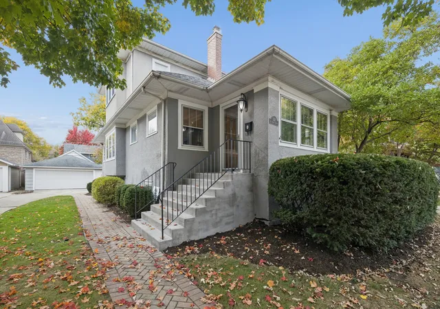 Photo 1 of Single family home for sale at 332 N Spring St, La Grange Park, IL 60526 | MLS# 12794941 | Listing updated on 2026-10-29