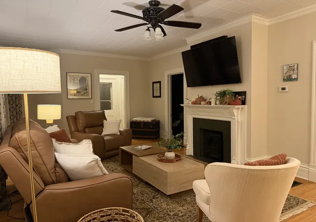 Photo 4 of Single family home for sale at 303 E Prospect Ave, Ottawa, IL 61350 | MLS# 12794951 | Listing updated on 2026-10-28