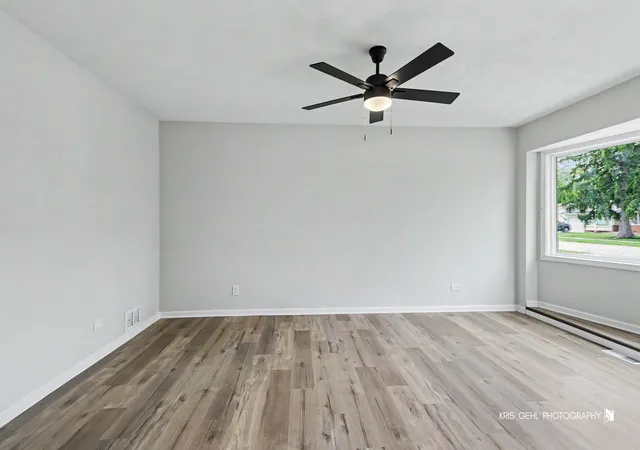 Photo 2 of Single family home for sale at 27 Evergreen St, Elk Grove Village, IL 60007 | MLS# 12794971 | Listing updated on 2026-10-28