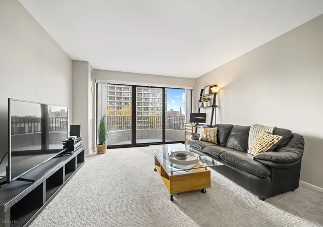 Photo 3 of Condo for sale at 2020 N Lincoln Park W #4K, Chicago, IL 60614 | MLS# 12794980 | Listing updated on 2026-10-29