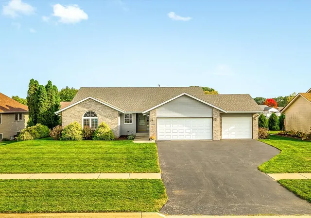 Photo 1 of Single family home for sale at 1065 Wils Woods, Machesney Park, IL 61103 | MLS# 12794985 | Listing updated on 2026-10-27
