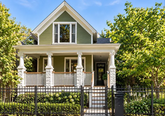 Single family home for sale at 1909 N Humboldt Blvd, Chicago, IL 60647 | MLS# 12794987