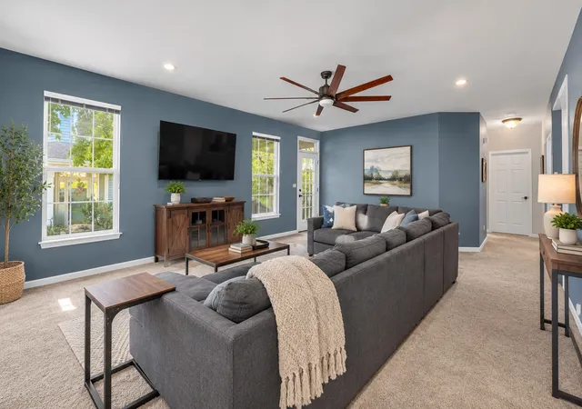 Photo 2 of Townhouse for sale at 412 King Ave, East Dundee, IL 60118 | MLS# 12794991 | Listing updated on 2026-10-27