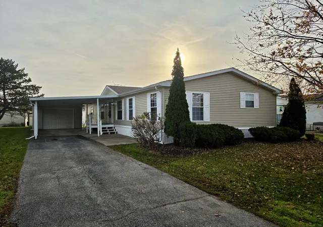 Photo 1 of Manufactured home for sale at 11 Blue Bird Ln, Beecher, IL 60401 | MLS# 12795032 | Listing updated on 2026-10-29