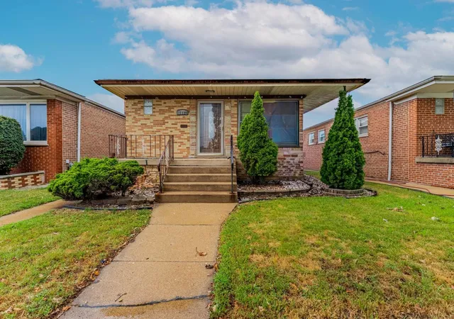 Single family home for sale at 11120 S Ewing Ave, Chicago, IL 60617 | MLS# 12795071