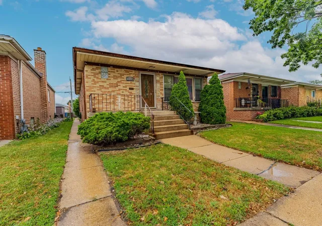 Photo 1 of Single family home for sale at 11120 S Ewing Ave, Chicago, IL 60617 | MLS# 12795071 | Listing updated on 2026-10-27