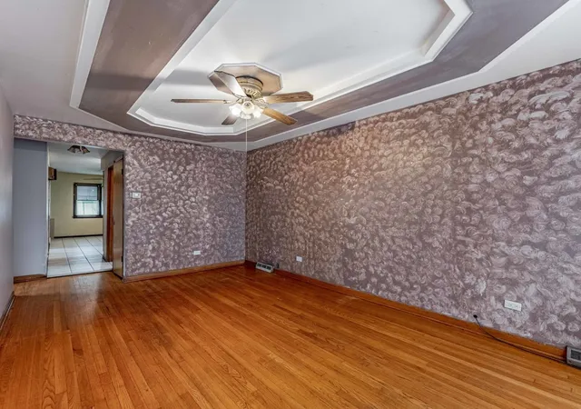 Photo 3 of Single family home for sale at 11120 S Ewing Ave, Chicago, IL 60617 | MLS# 12795071 | Listing updated on 2026-10-27