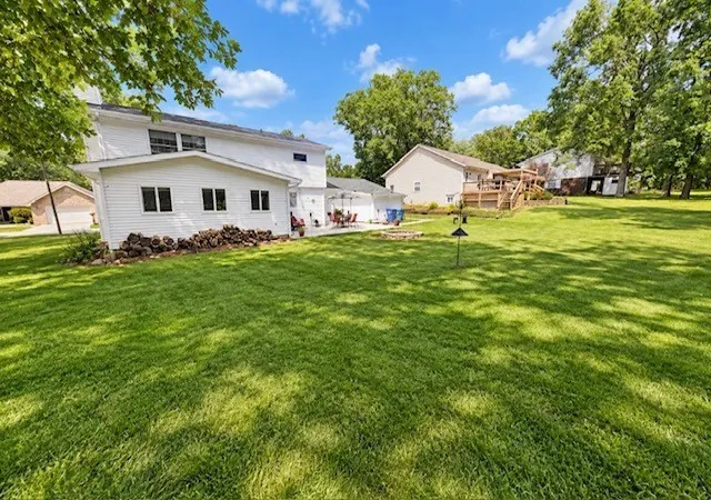 Photo 3 of Single family home for sale at 4211 Fox Crk St, Mt Vernon, IL 62864 | MLS# 12795075 | Listing updated on 2026-10-29