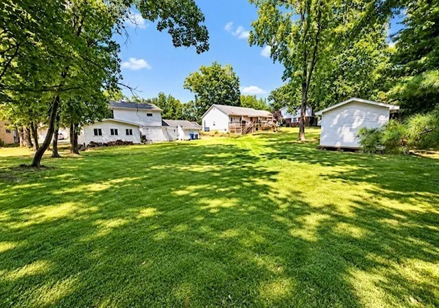 Photo 4 of Single family home for sale at 4211 Fox Crk St, Mt Vernon, IL 62864 | MLS# 12795075 | Listing updated on 2026-10-29