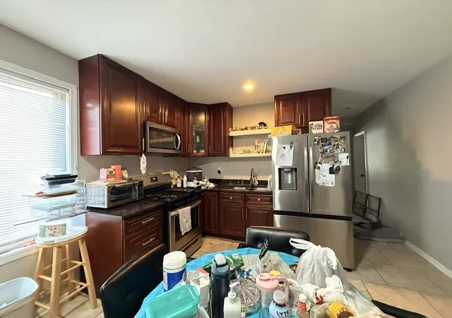 Photo 4 of Single family home for sale at 7324 W 62nd Street, Summit, IL 60501 | MLS# 12795076 | Listing updated on 2026-10-27