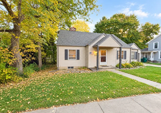 Photo 3 of Single family home for sale at 116 Liberty St, Walnut, IL 61376 | MLS# 12795088 | Listing updated on 2026-10-28