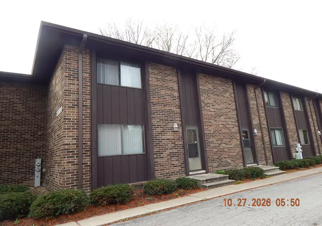 Condo for sale at 15804 S Laramie Ave #2, Oak Forest, IL 60452 | MLS# 12795092