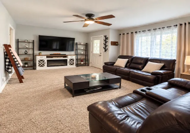 Photo 3 of Single family home for sale at 1104 Pine St, Fox River Grove, IL 60021 | MLS# 12795094 | Listing updated on 2026-10-28