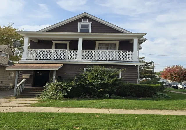 Photo 1 of Multi family home for sale at 511 Jackson St, Aurora, IL 60505 | MLS# 12795099 | Listing updated on 2026-10-29