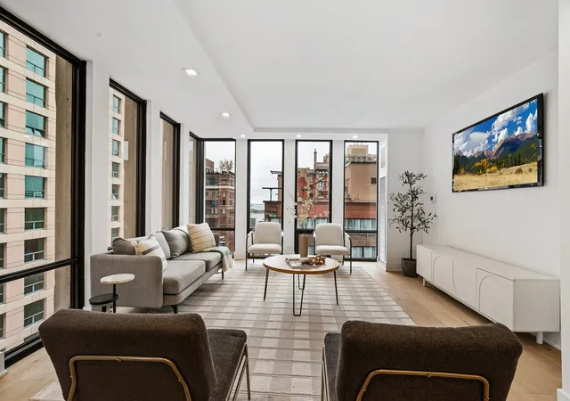 Photo 2 of Condo for sale at 200 E Delaware Pl #19A, Chicago, IL 60611 | MLS# 12795101 | Listing updated on 2026-10-28