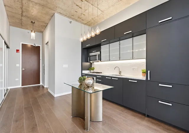 Photo 3 of Condo for sale at 550 N Saint Clair St #1902, Chicago, IL 60611 | MLS# 12795116 | Listing updated on 2026-10-27