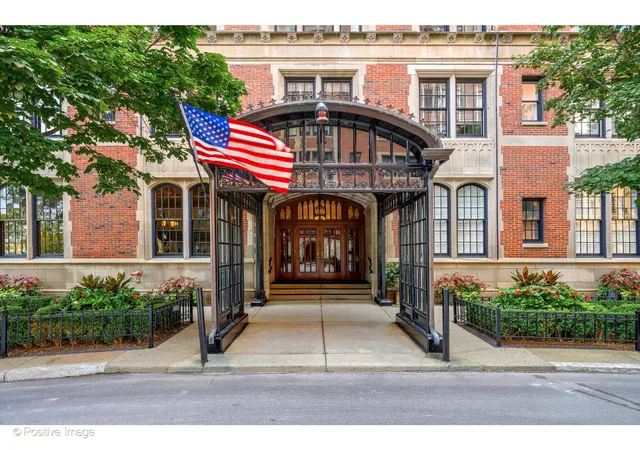 Condo for sale at 1120 N Lake Shore Dr #10C, Chicago, IL 60611 | MLS# 12795134