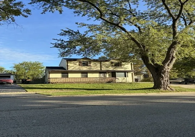 Photo 1 of Single family home for sale at 1040 Larkdale Row, Wauconda, IL 60084 | MLS# 12795149 | Listing updated on 2026-10-28